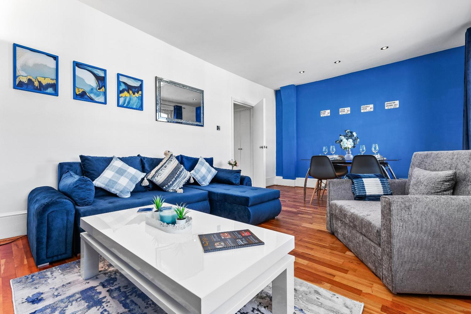 Balcony Blue Theme 1 Bedroom Central London Luxury Flat Near Hyde Park! Accommodates Up To 6! Double Sofa Bed And Next To Station! Zewnętrze zdjęcie