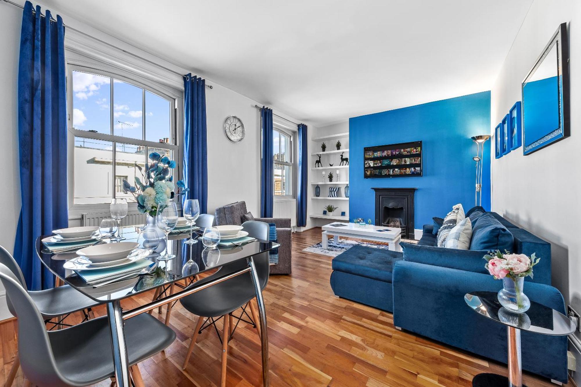 Balcony Blue Theme 1 Bedroom Central London Luxury Flat Near Hyde Park! Accommodates Up To 6! Double Sofa Bed And Next To Station! Zewnętrze zdjęcie