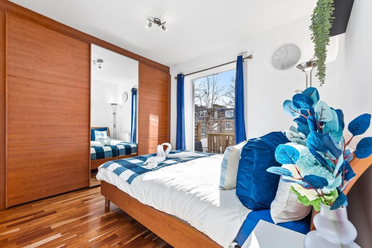 Balcony Blue Theme 1 Bedroom Central London Luxury Flat Near Hyde Park! Accommodates Up To 6! Double Sofa Bed And Next To Station! Zewnętrze zdjęcie
